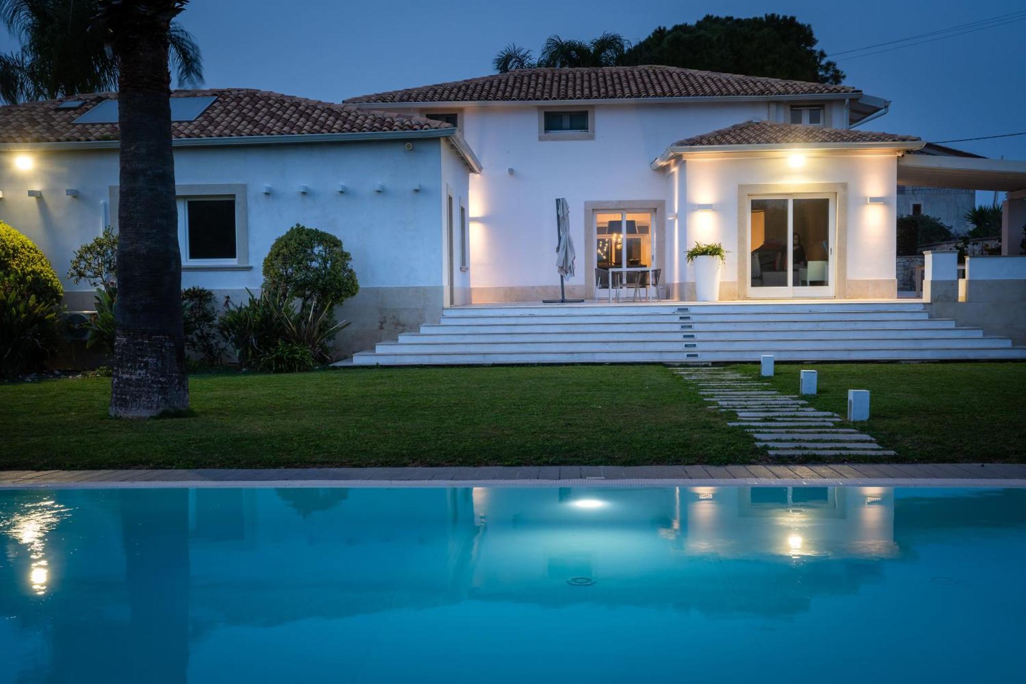 Villa Elena By Ortigia Apartments Фануза Екстериор снимка