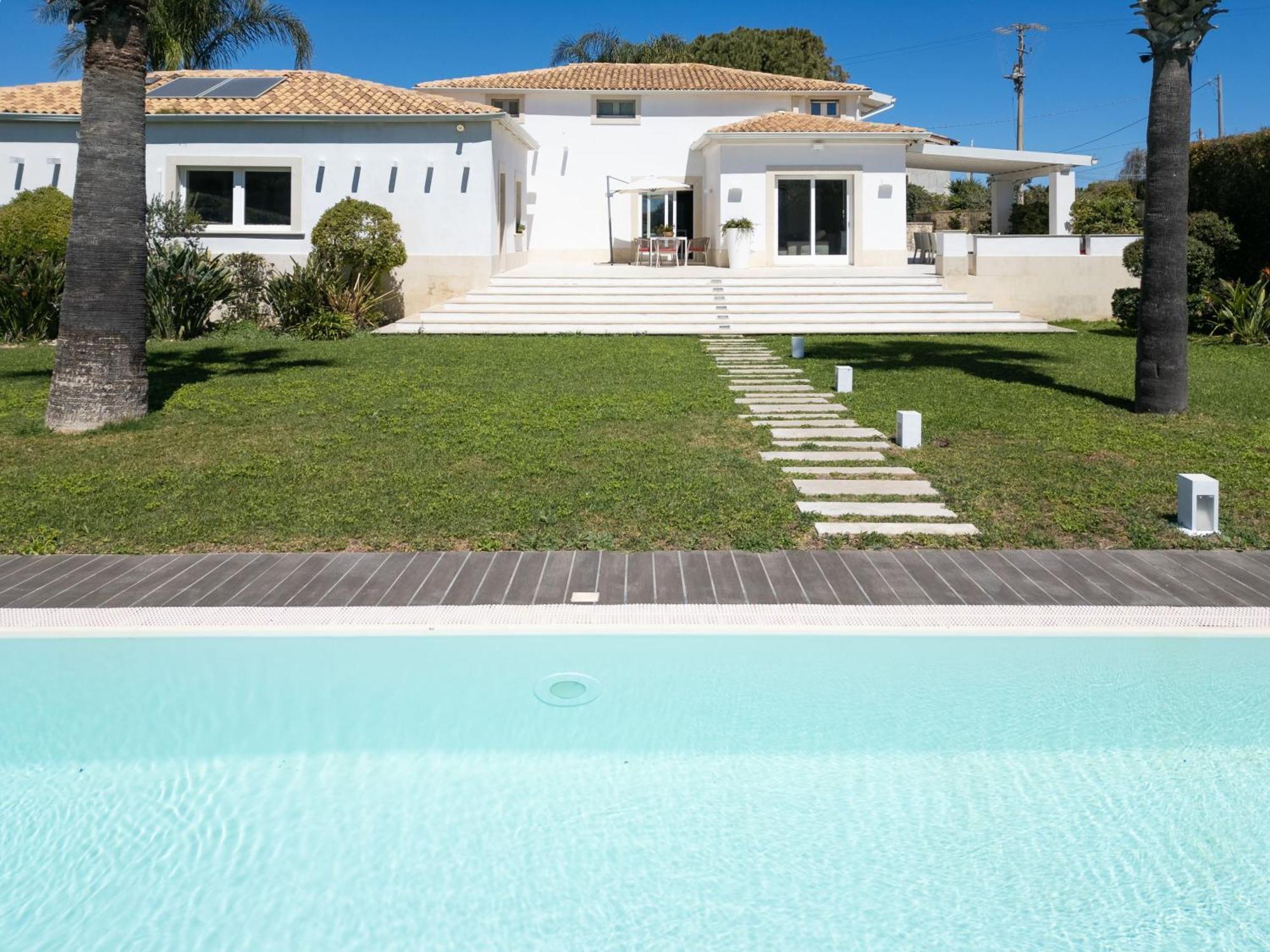 Villa Elena By Ortigia Apartments Фануза Екстериор снимка